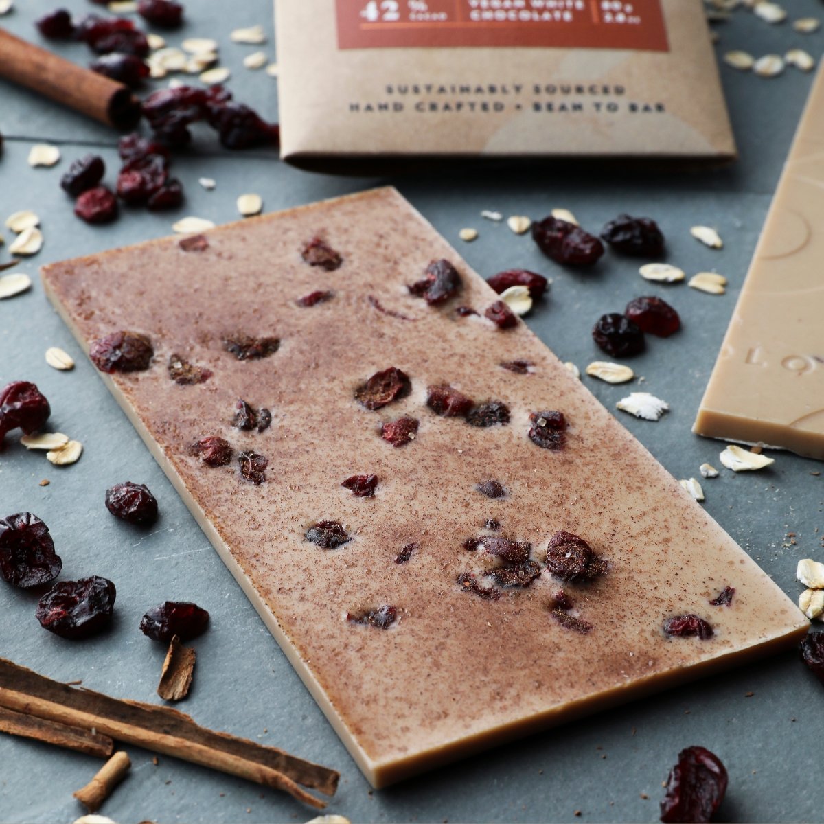 OBOLO - Vegan White Chocolate - Cranberry & Cinnamon Oatmeal - Hello Chocolate®